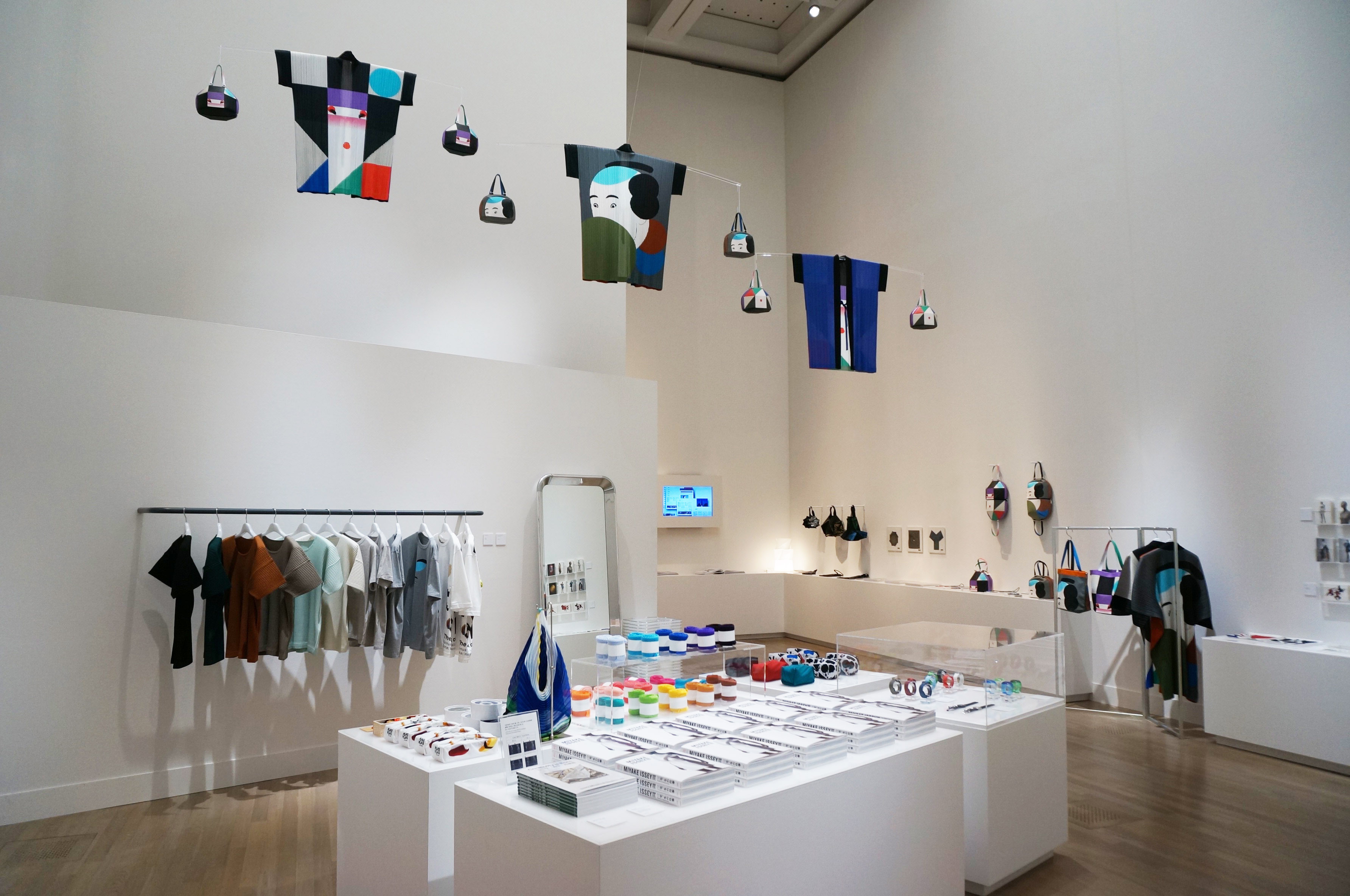 MIYAKE ISSEY EXHIBITION: The Work of Miyake Issey / MIYAKE ISSEY展 